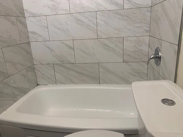 $1,975 | 1960 North Lincoln Park West, Unit 2105, Chicago, IL 60614