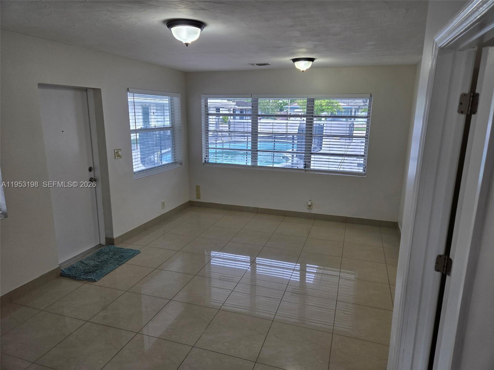 724 Northeast 6th Street, Unit 9 Hallandale Beach, FL 33009 - Photo 5 of 10