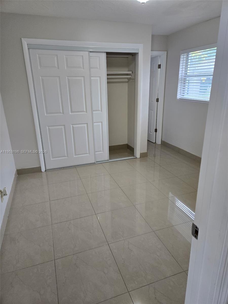 724 Northeast 6th Street, Unit 9 Hallandale Beach, FL 33009 - Photo 7 of 10