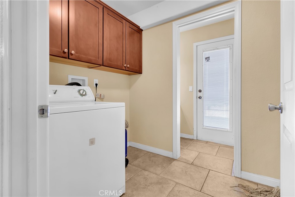 9379 Middleton Road Phelan, CA 92371 - Photo 19 of 36