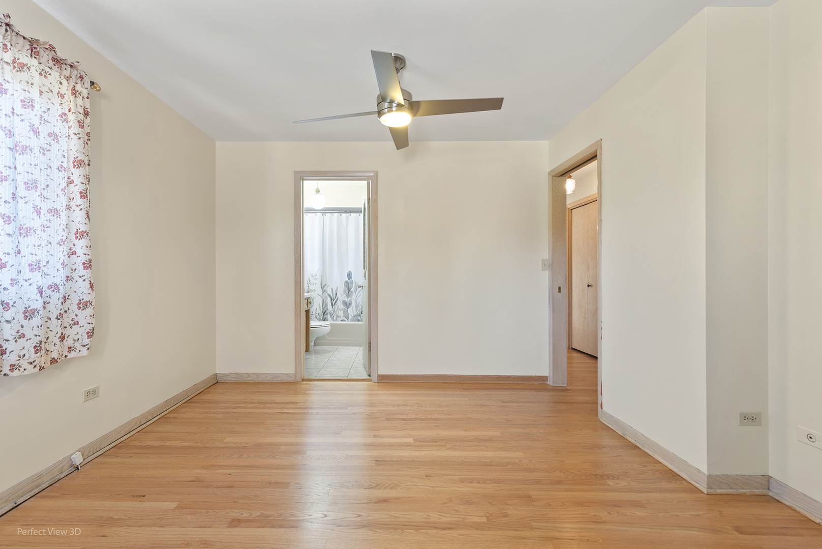 1121 North Northwest Highway Park Ridge, IL 60068 - Photo 11 of 26 wooden floor in an empty room
