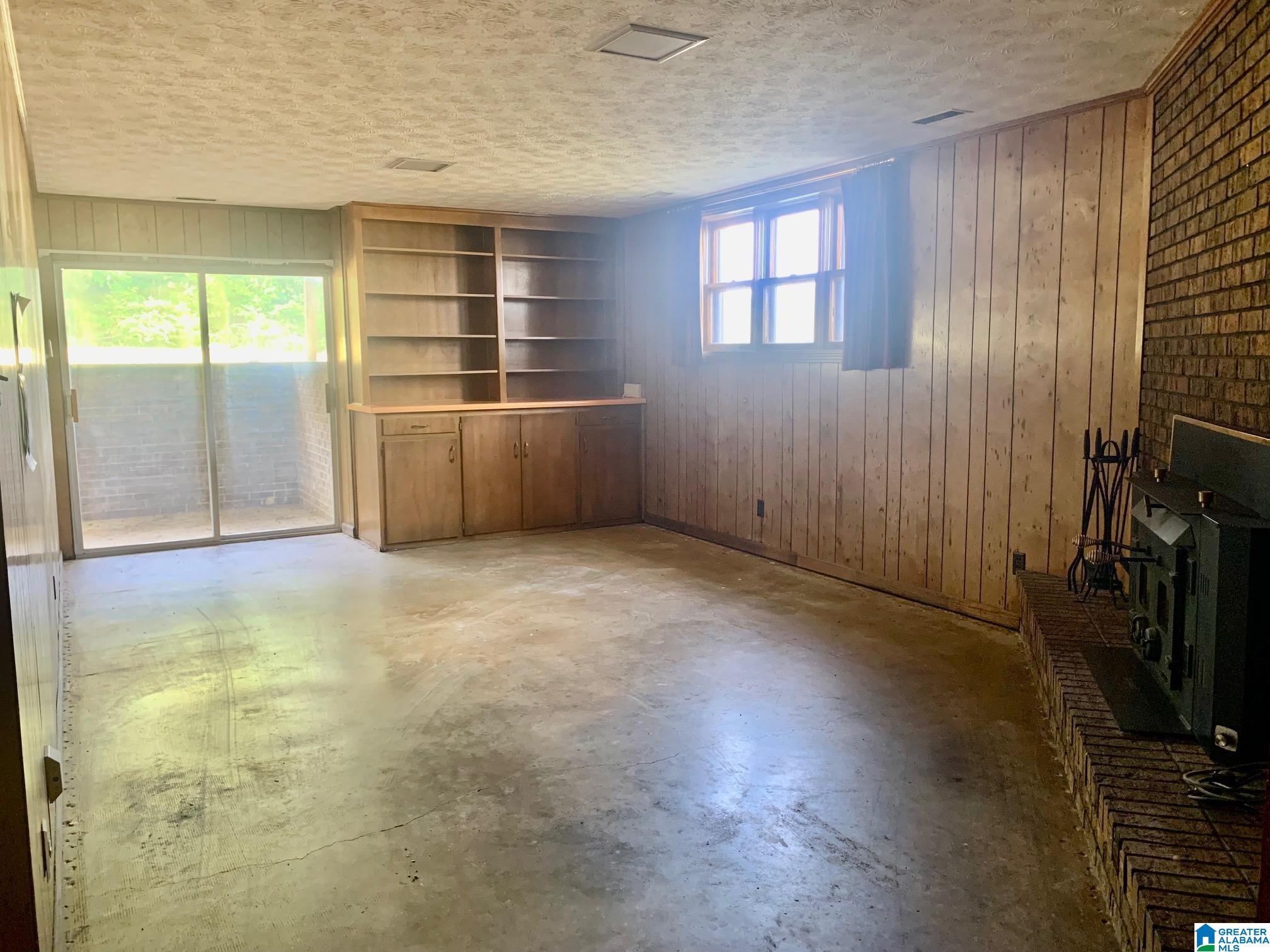 102 Beverly Road Anniston, AL 36206 - Photo 21 of 35