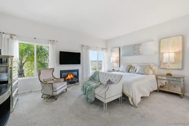 $1,950,000 | 3626 Lorimer Lane, Encinitas, CA 92024