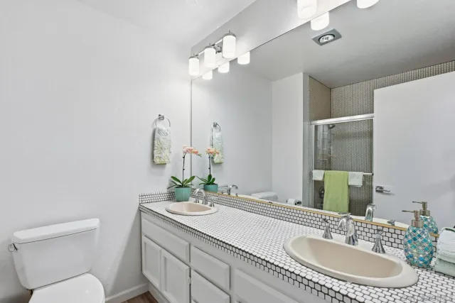 $1,950,000 | 3626 Lorimer Lane, Encinitas, CA 92024