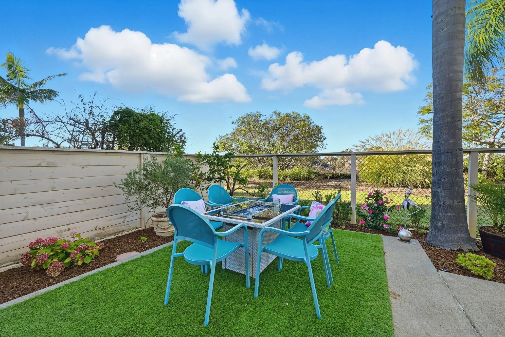 3626 Lorimer Lane Encinitas, CA 92024 - Photo 40 of 62 a view of a chairs and table in patio