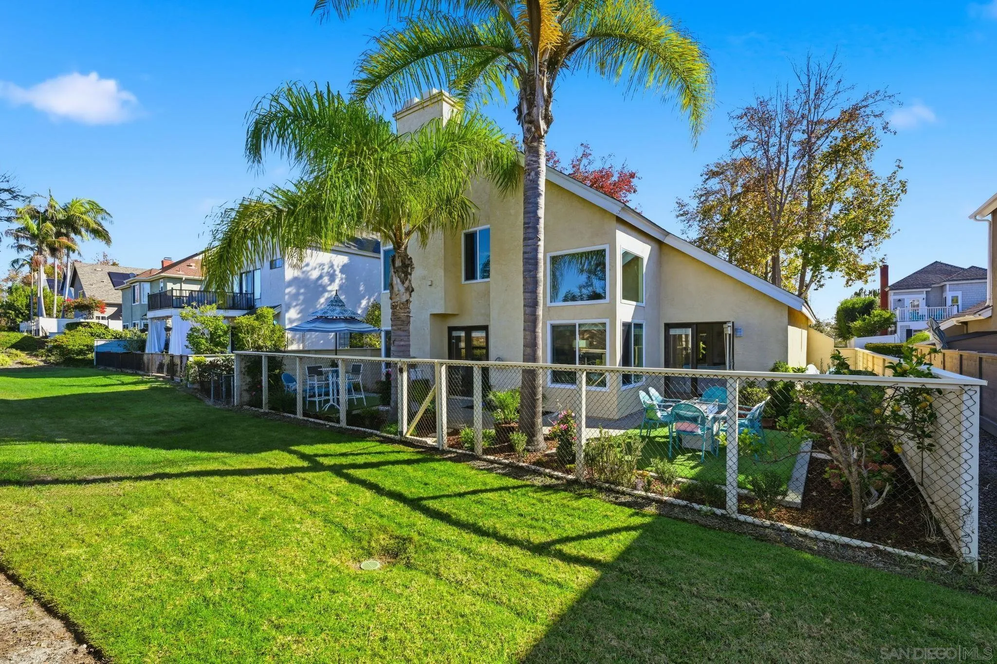 3626 Lorimer Lane Encinitas, CA 92024 - Photo 47 of 62 a front view of house with yard and green space
