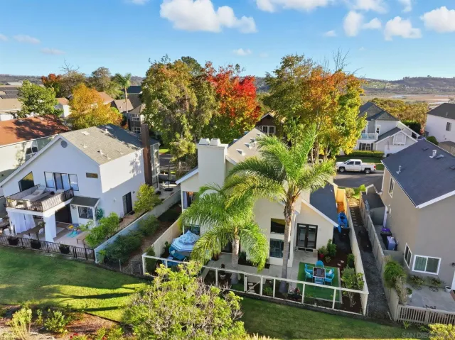 $1,950,000 | 3626 Lorimer Lane, Encinitas, CA 92024