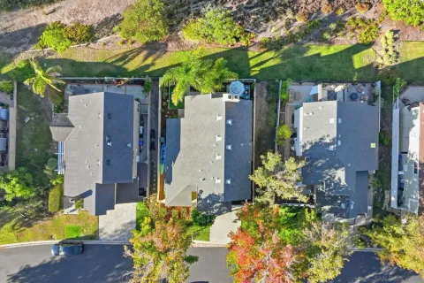 $1,950,000 | 3626 Lorimer Lane, Encinitas, CA 92024