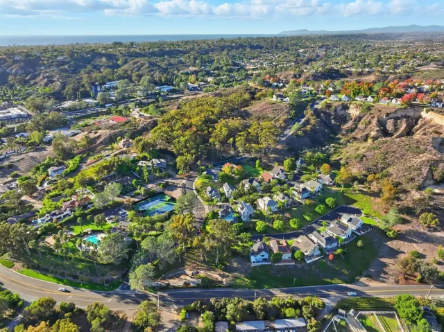 $1,950,000 | 3626 Lorimer Lane, Encinitas, CA 92024