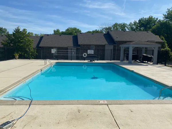 $324,999 | 457 Country Club Court, Clarksville, TN 37043