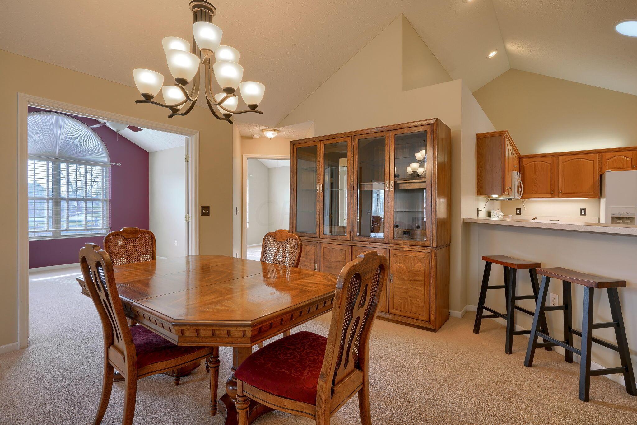 3725 Stoneway Point Powell, OH 43065 - Photo 17 of 54 3725 Stoneway Pt (26)