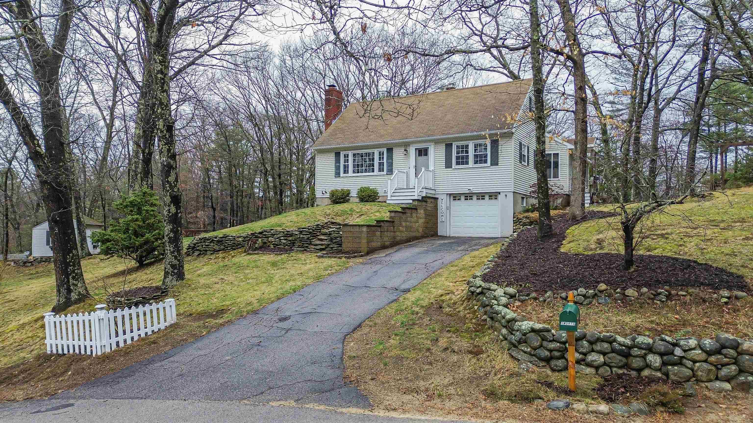 1 Hillside Drive Hudson, NH 03051 - Photo 1 of 60