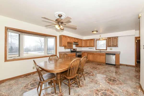 $530,000 | 9335 West County Line Road, Unit 9325, Milwaukee, WI 53224