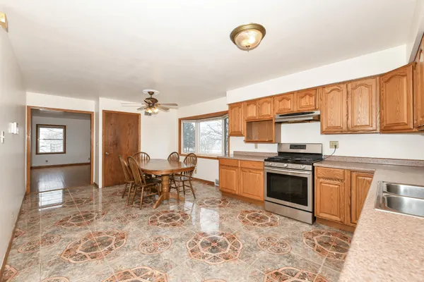 $530,000 | 9335 West County Line Road, Unit 9325, Milwaukee, WI 53224