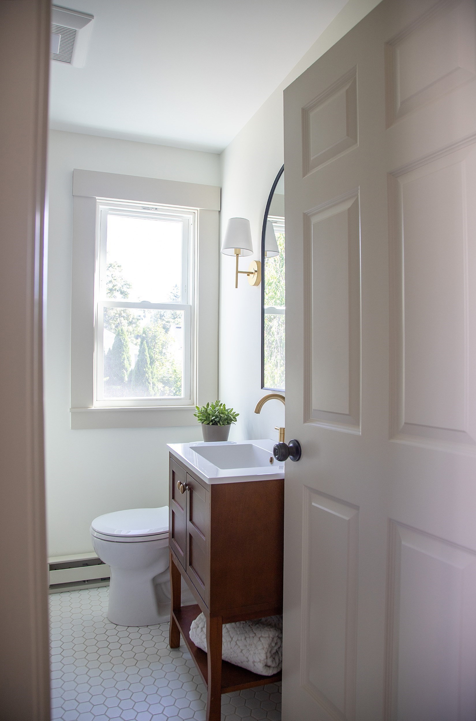 47 Hartford Terrace Springfield, MA 01118 - Photo 13 of 25 Gallery Image 13
