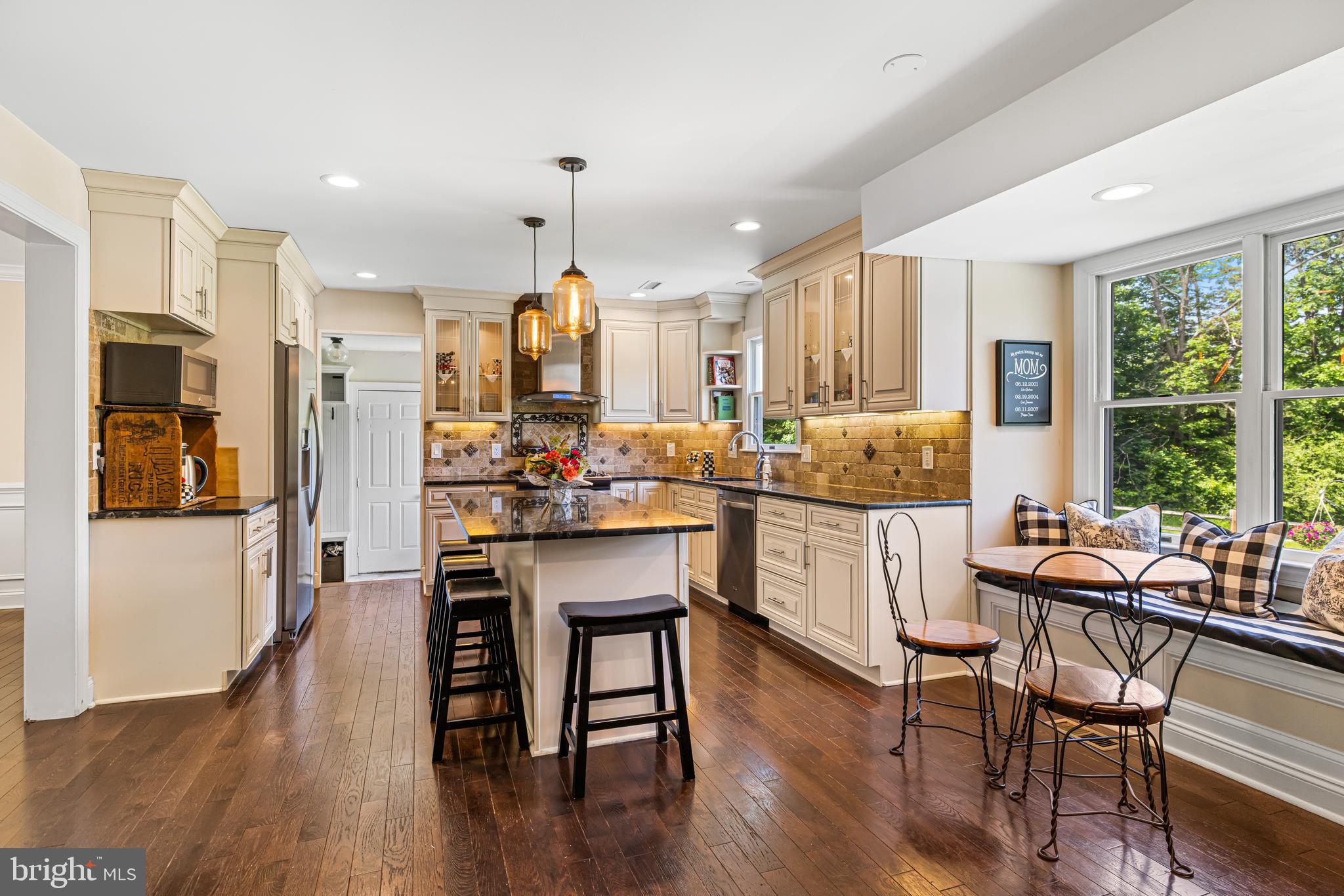 9 Middle Road Perkasie, PA 18944 - Photo 6 of 38 Hardwood Flooring