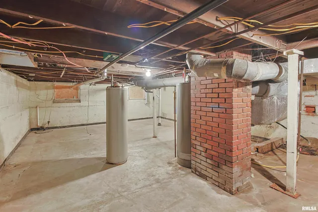 $115,000 | 208 South 10th Street, Herrin, IL 62948