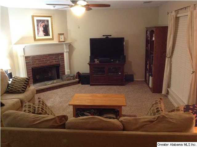 133 Willow Point Lane Alabaster, AL 35007 - Photo 2 of 13
