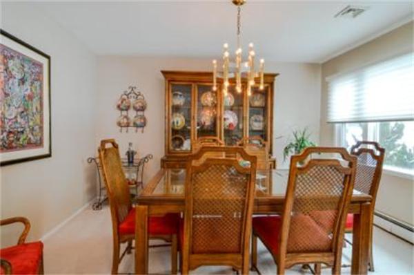 59 Temi Road Holliston, MA 01746 - Photo 3 of 11 Gallery Image 3