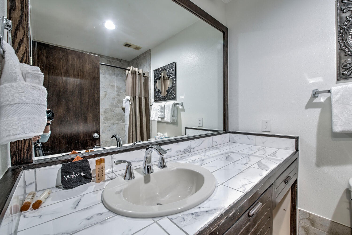 1211 West Keystone Road, Unit 2738 Keystone, CO 80435 - Photo 22 of 31 a bathroom with a sink and a mirror