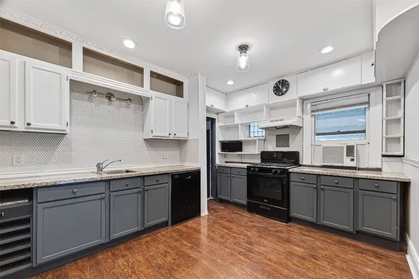 $1,700 | 5618 Belmark Street, Houston, TX 77033
