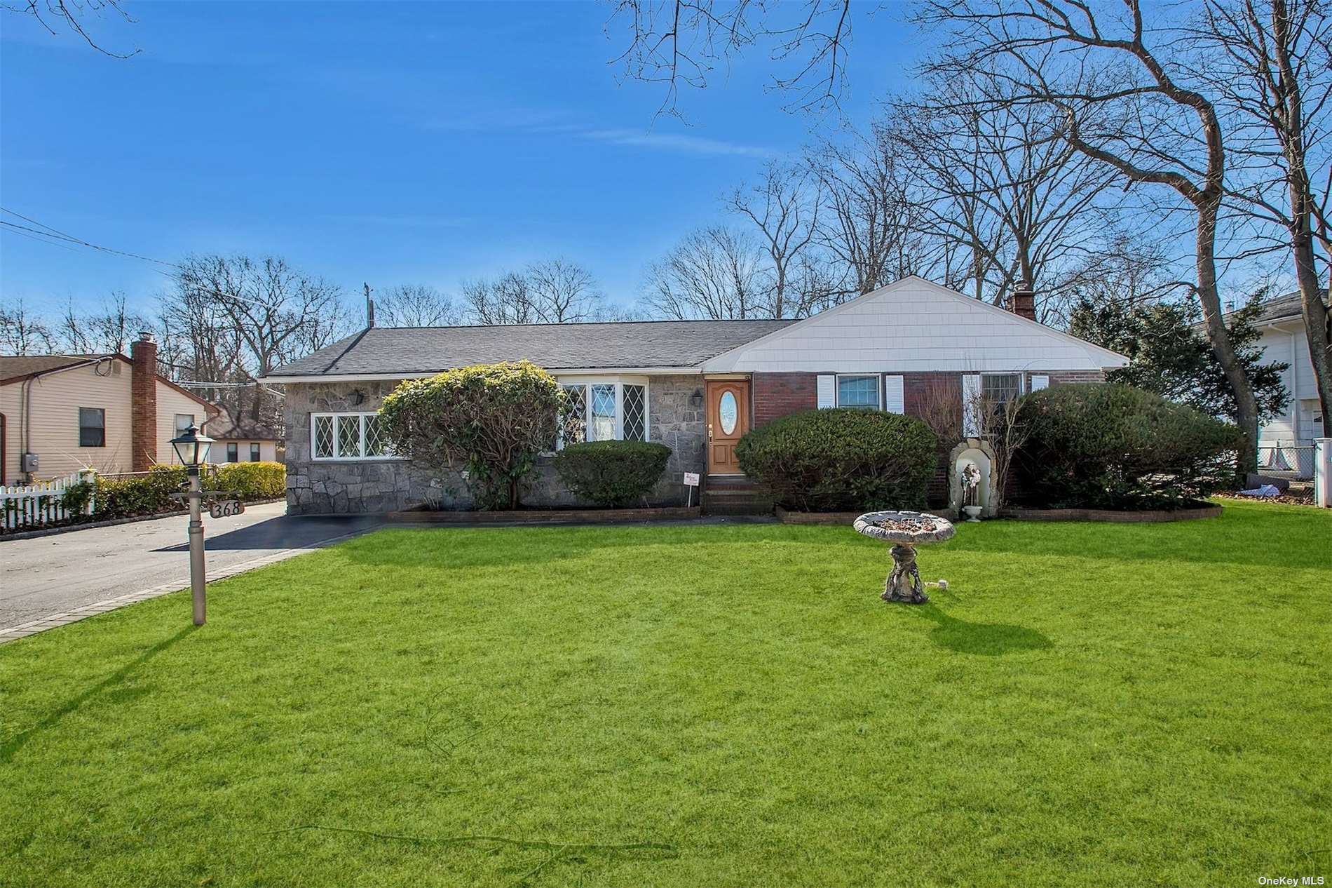368 Furrows Road Holbrook, NY 11741 - Photo 1 of 1 Gallery Image 1