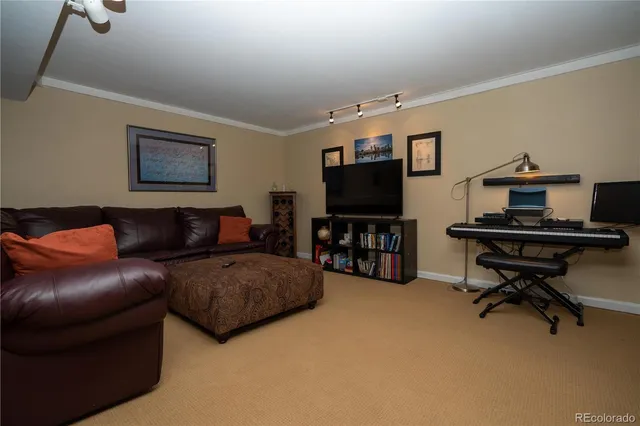 $3,000 | 8583 Redstone Street, Highlands Ranch, CO 80126