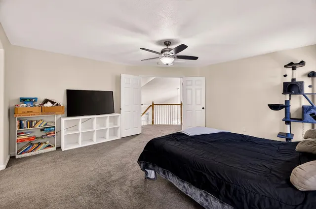 a view of a closet area