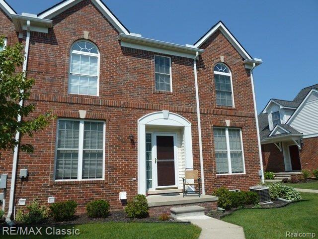 41654 Mitchell Road, Unit 52 Novi, MI 48377 - Photo 4 of 23 BRICK ELEVATION