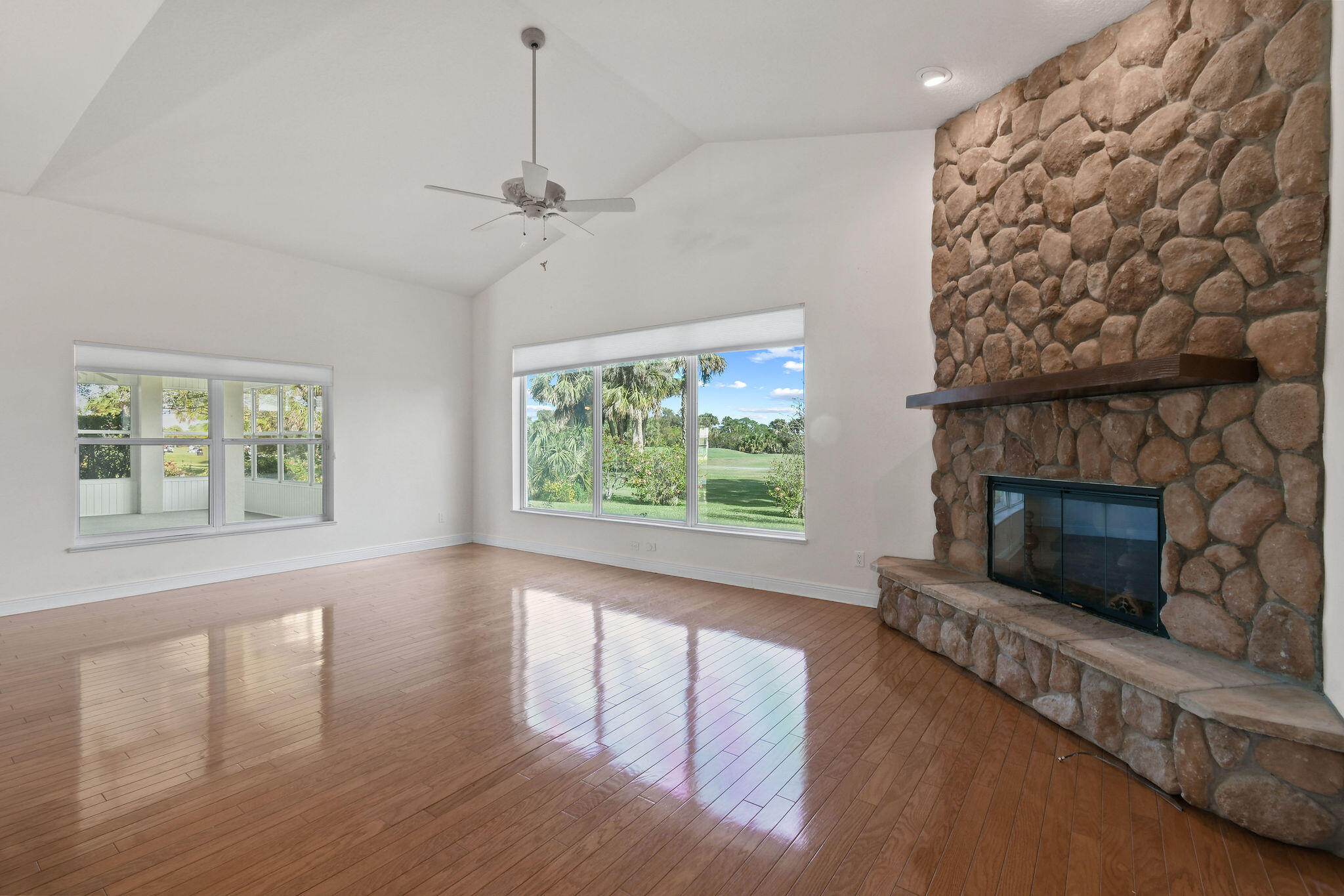 4354 Gator Trace Circle Fort Pierce, FL 34982 - Photo 26 of 58 Family Room (20)