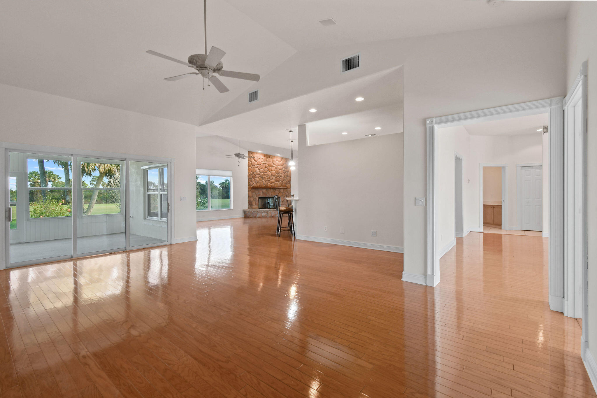 4354 Gator Trace Circle Fort Pierce, FL 34982 - Photo 30 of 58 Living Room (14)