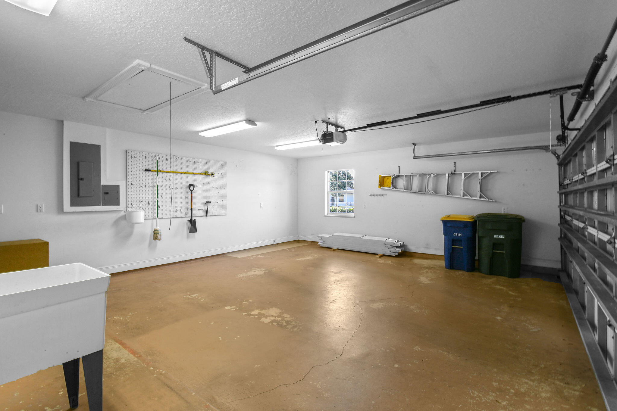 4354 Gator Trace Circle Fort Pierce, FL 34982 - Photo 53 of 58 Garage