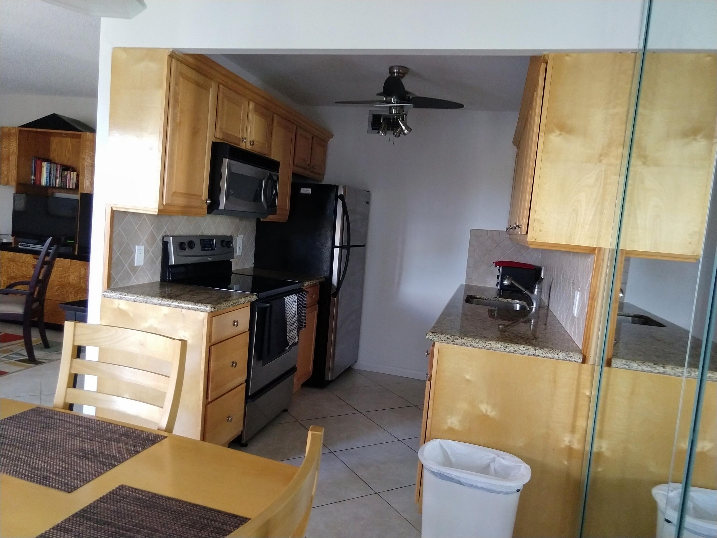 3015 Cornwall East Boca Raton, FL 33434 - Photo 10 of 28 IMG_20220102_111521047