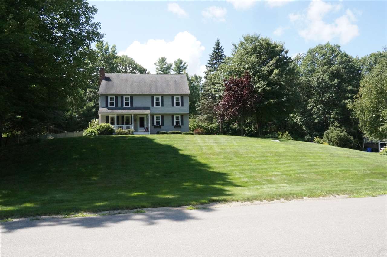 27 Lawson Farm Road Londonderry, NH 03053 - Photo 2 of 40