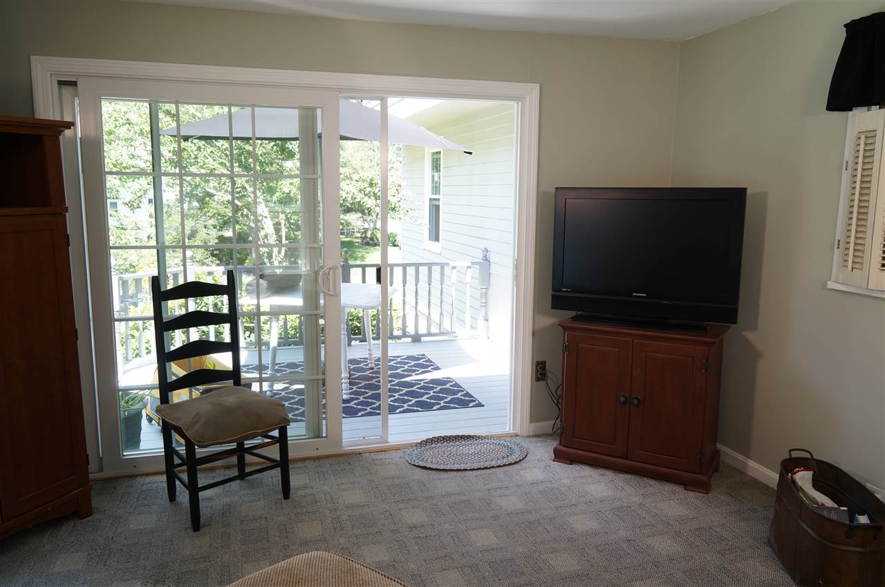 27 Lawson Farm Road Londonderry, NH 03053 - Photo 16 of 40
