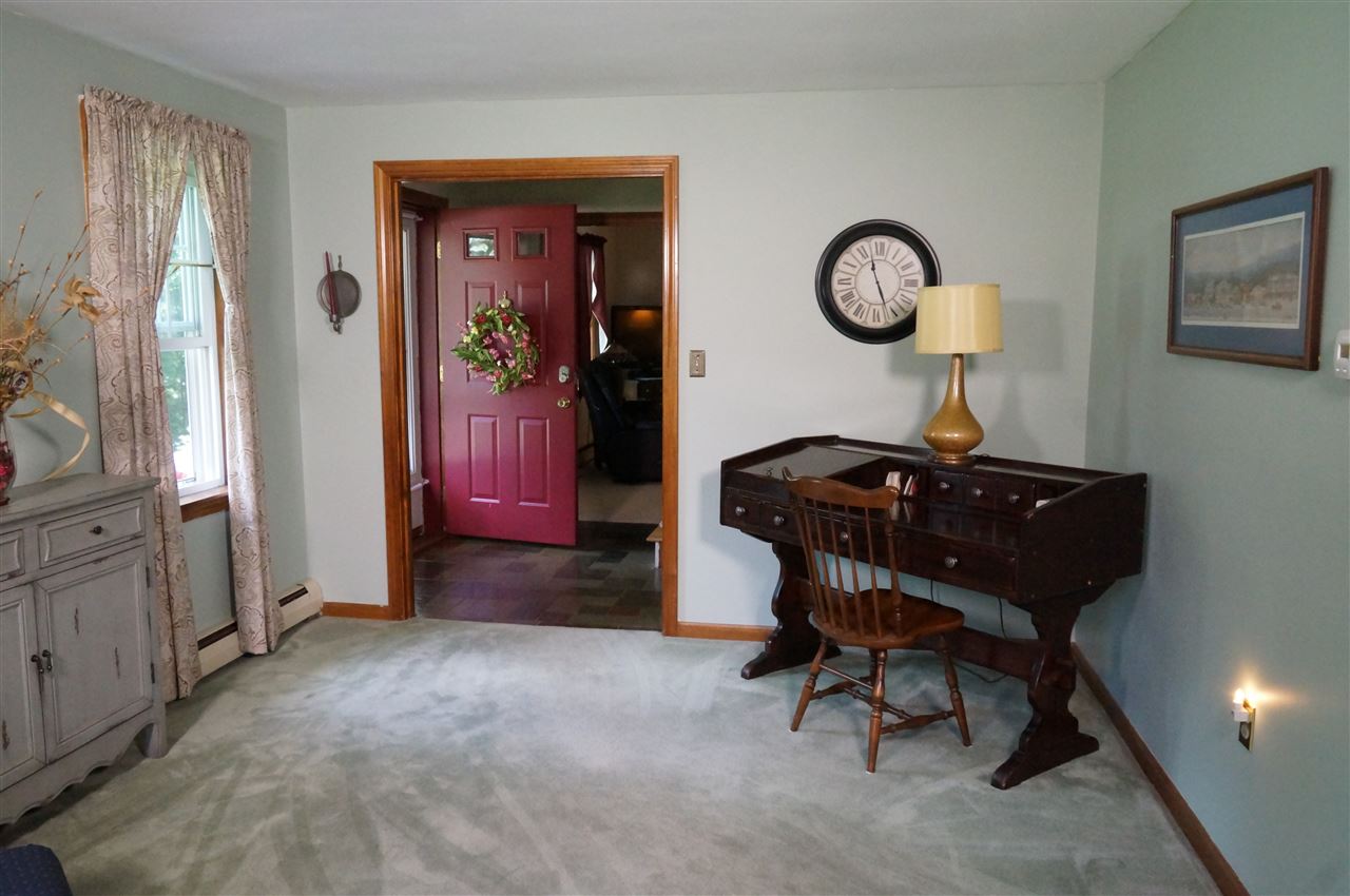 27 Lawson Farm Road Londonderry, NH 03053 - Photo 22 of 40