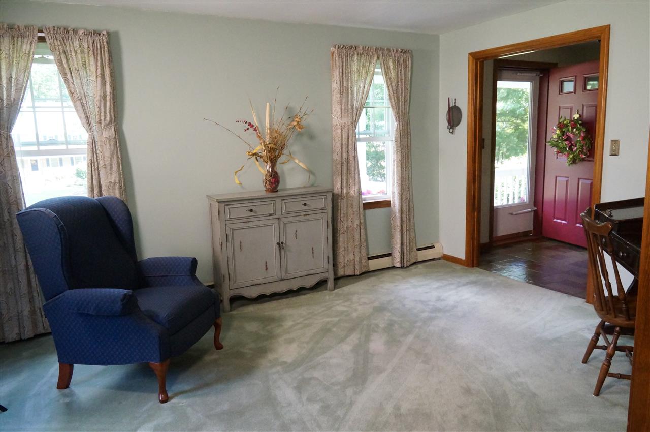 27 Lawson Farm Road Londonderry, NH 03053 - Photo 23 of 40