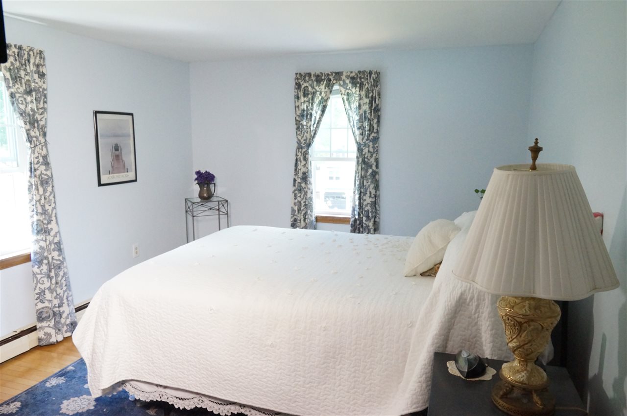 27 Lawson Farm Road Londonderry, NH 03053 - Photo 29 of 40