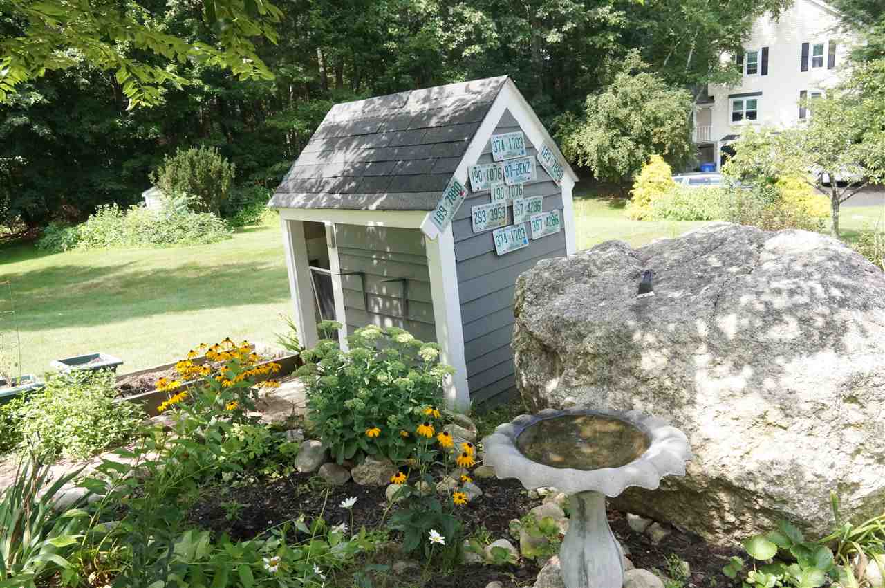 27 Lawson Farm Road Londonderry, NH 03053 - Photo 39 of 40