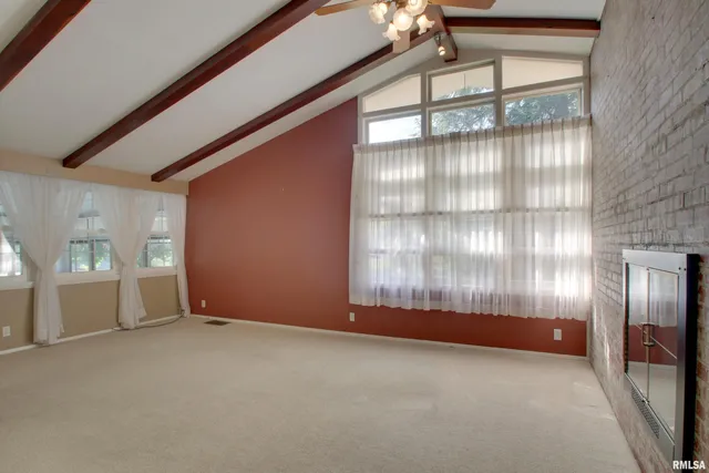 $289,900 | 328 Lincoln Hill Northwest, Quincy, IL 62301