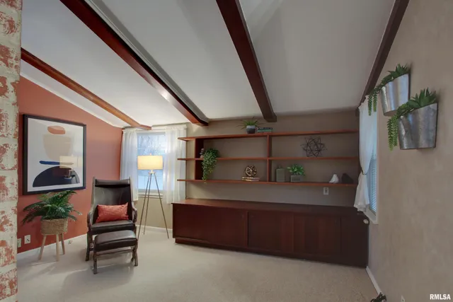 $287,500 | 328 Lincoln Hill Northwest, Quincy, IL 62301