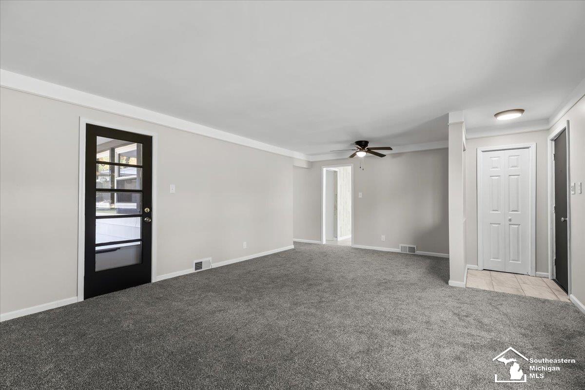 13199 Hannan Road Romulus, MI 48174 - Photo 16 of 28 50158925-bca85b09-036f-461e-90a3-700e9ad27357.JPG
