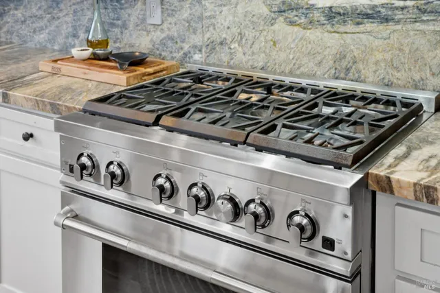 $1,895,000 | 39 Baywood Terrace, San Rafael, CA 94901