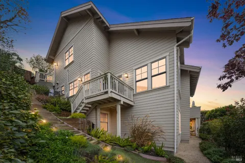 $1,895,000 | 39 Baywood Terrace, San Rafael, CA 94901