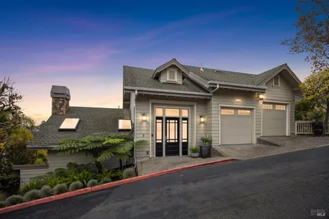 $1,895,000 | 39 Baywood Terrace, San Rafael, CA 94901