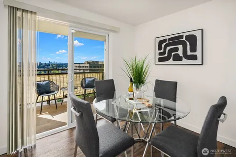 $518,000 | 3809 131st Lane Southeast, Unit J2, Bellevue, WA 98006