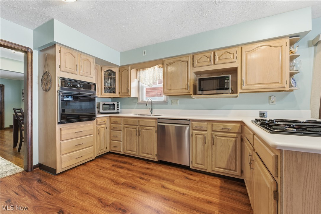 2333 South Taylor Road Cleveland, OH 44118 - Photo 9 of 47 Gallery Image 9