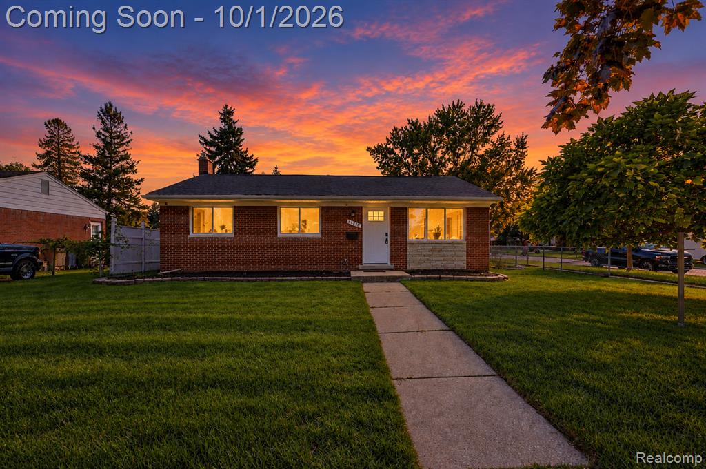 40518 Pickett Ridge Road Sterling Heights, MI 48313 - Photo 1 of 30 Gallery Image 1