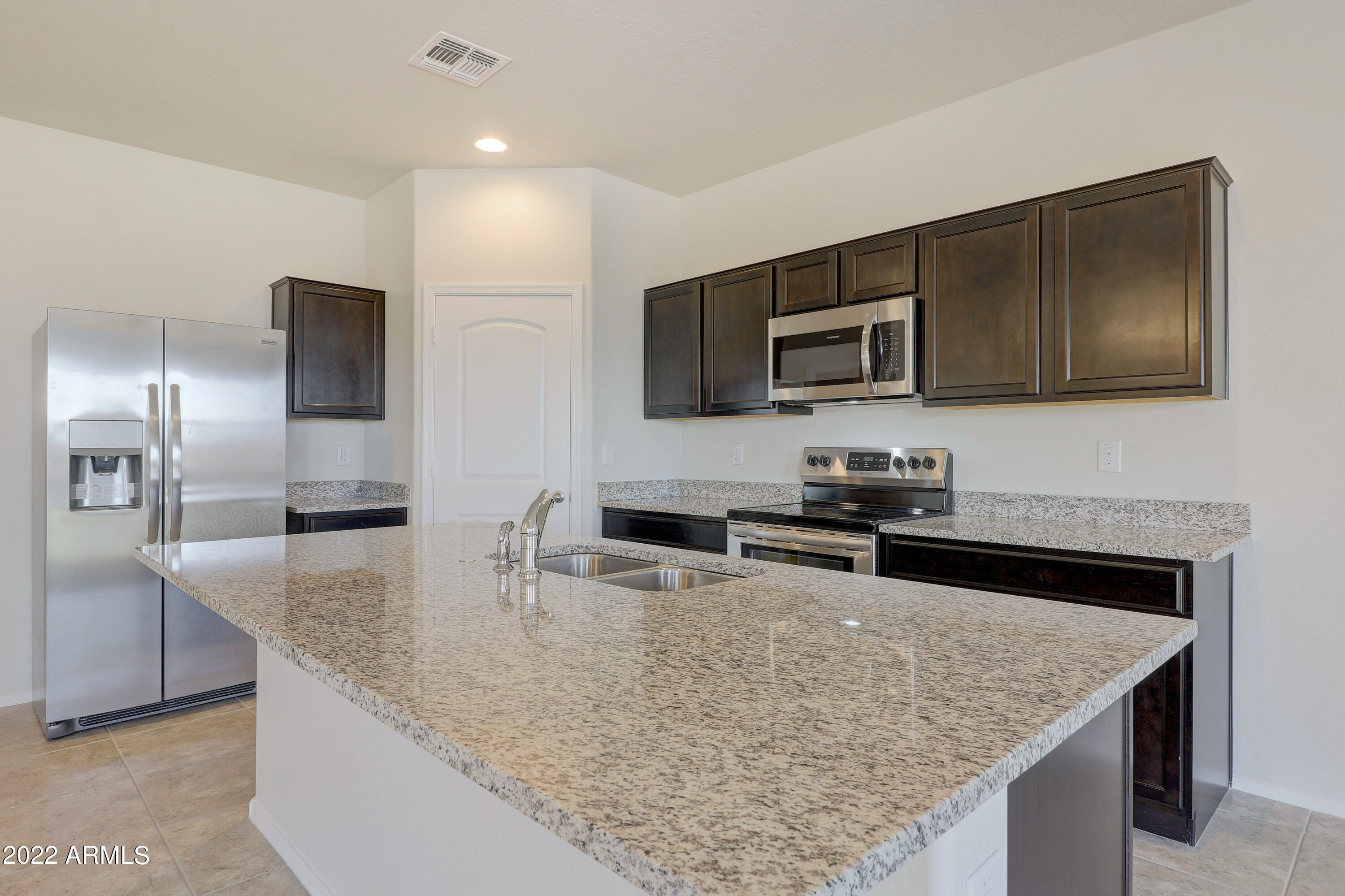 9546 Harvest Road Florence, AZ 85132 - Photo 2 of 13 Marigold