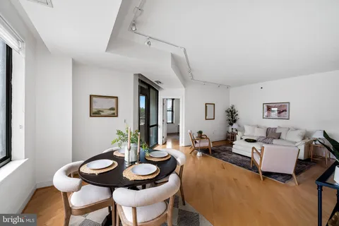 $325,000 | 3704 North Charles Street, Unit 303, Baltimore, MD 21218